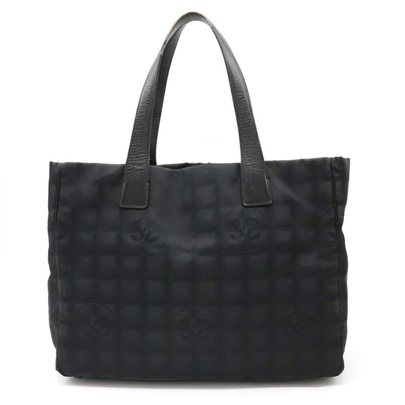CHANEL Chanel New Line Tote MM Bag Shoulder Nylon Jacquard Leather Black A15991: CHANEL Chanel New Line Tote MM Bag Shoulder Nylon Jacquard Leather Black A15991 Brand: Chanel Line: New Travel Line Type: Tote bag Material: Jacquard Leather Jacquard: Leather: Color: Black Size (HxWx