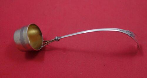 Armor by Whiting Sterling Silver Sauce Ladle Bucket Style 7": Armor by Whiting Sterling Silver Sauce Ladle Bucket Style 7" Type: Ladle Age: 1850-1899 Brand: Whiting Composition: Sterling Silver Maker: Whiting Pattern: Armor Armor by whitingarmor by whiting sterl