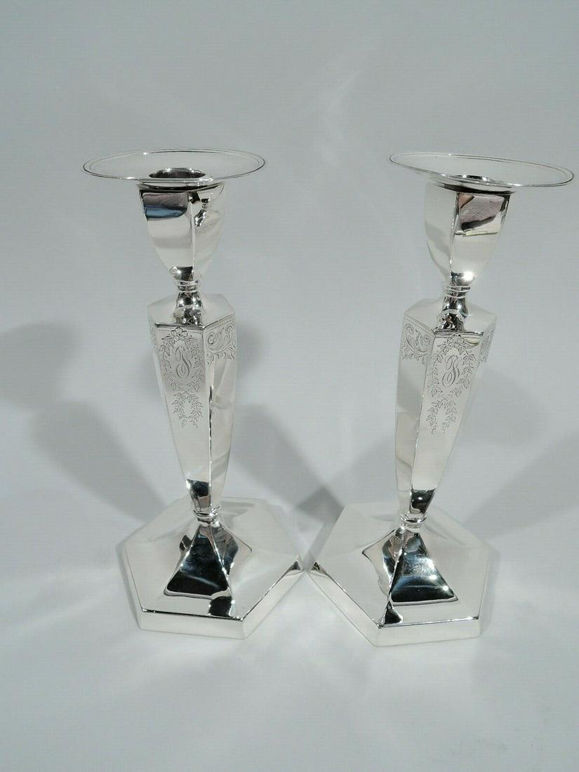 Bailey Banks & Biddle Candlesticks - 440 - Antique - American Sterling Silver: Bailey Banks & Biddle Candlesticks - 440 - Antique - American Sterling Silver Type: Candlestick Style: Edwardian Age: 1900-1940 Composition: Sterling Silver Brand: Bailey Banks & Biddle American Edwar