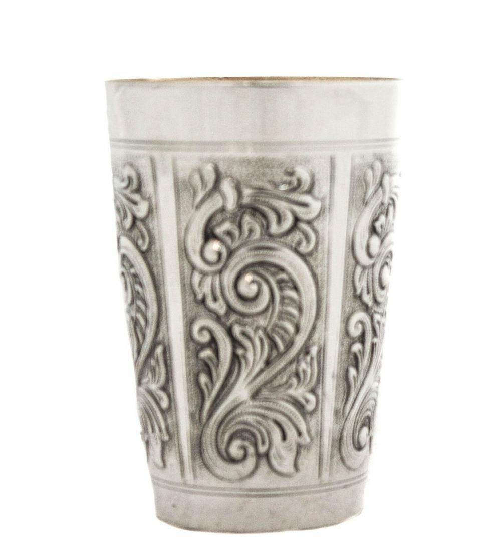 FINE 925 STERLING SILVER HANDMADE CHASED SWIRL MATTE & SHINY SINGLE CUP: FINE 925 STERLING SILVER HANDMADE CHASED SWIRL MATTE & SHINY SINGLE CUP Composition: Sterling Silver Maker: Made in Israel Fine 925 Sterling Silver Cup & Tray. Featuring handmade chased bazel matte & 