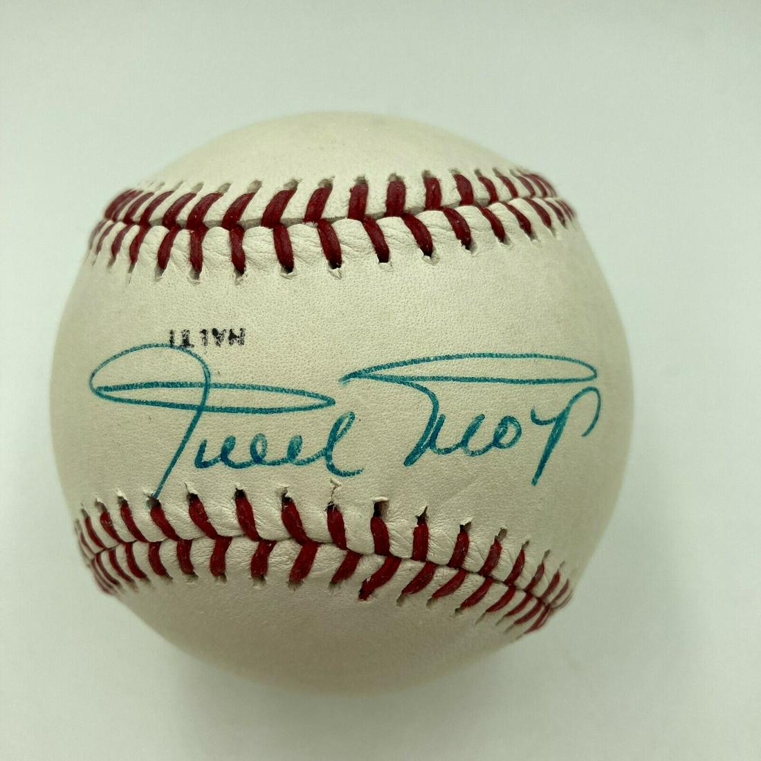 Nice Willie Mays Signed Autographed Vintage 1970's Baseball PSA DNA COA: Nice Willie Mays Signed Autographed Vintage 1970's Baseball PSA DNA COA Product: Ball Sport: Baseball-MLB Autograph Authentication: James Spence Authentication (JSA) Original/Reprint: Original Pre-Own