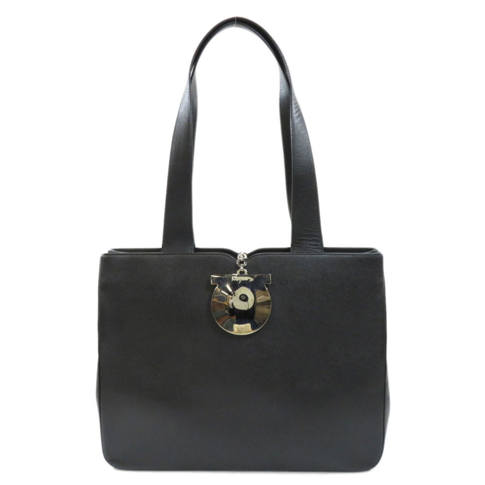 Salvatore Ferragamo Gancio Metal Fittings Tote Bag Leather Women's: Salvatore Ferragamo Gancio Metal Fittings Tote Bag Leather Women's Brand: Salvatore Ferragamo Line: Gancini Type: Tote bag Material: Leather Leather: Color: Black Closure: Magnet Inner Pocket: Zipper