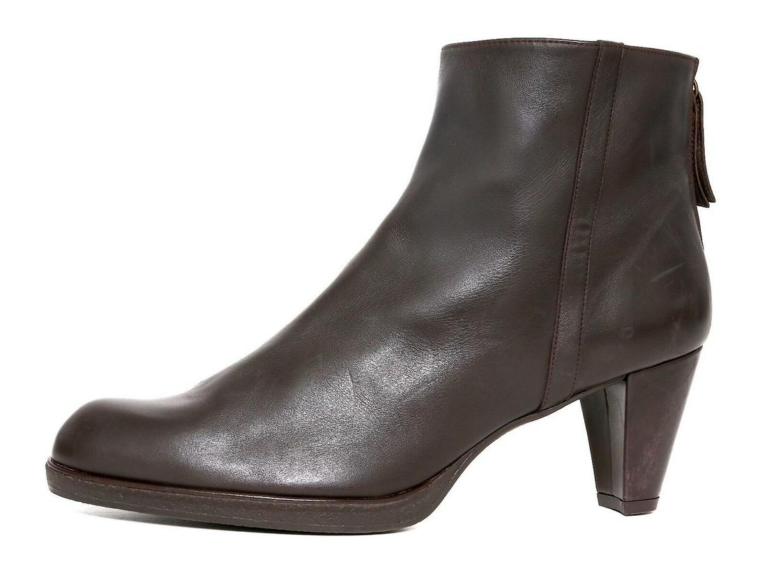 Stuart Weitzman Back Zip Leather Ankle Bootie Brown Women Sz 9.5 M 5179 *: Stuart Weitzman Back Zip Leather Ankle Bootie Brown Women Sz 9.5 M 5179 * Shoe Shaft Style: Ankle Brand: Stuart Weitzman Type: Boot Fastening: Zip Closure: Zip Us Shoe Size: 9.5 Color: Brown Style: Bo