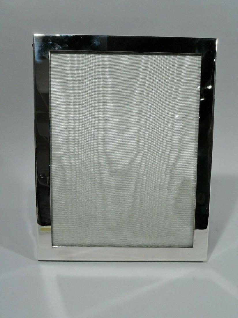 Tiffany Frame - 23480 - Picture Photo Modern - American Sterling Silver: Tiffany Frame - 23480 - Picture Photo Modern - American Sterling Silver Featured Refinements: Sterling Silver Picture Frame Style: Mid-Century Modern Type: Frame Composition: Sterling Silver Brand: Ti