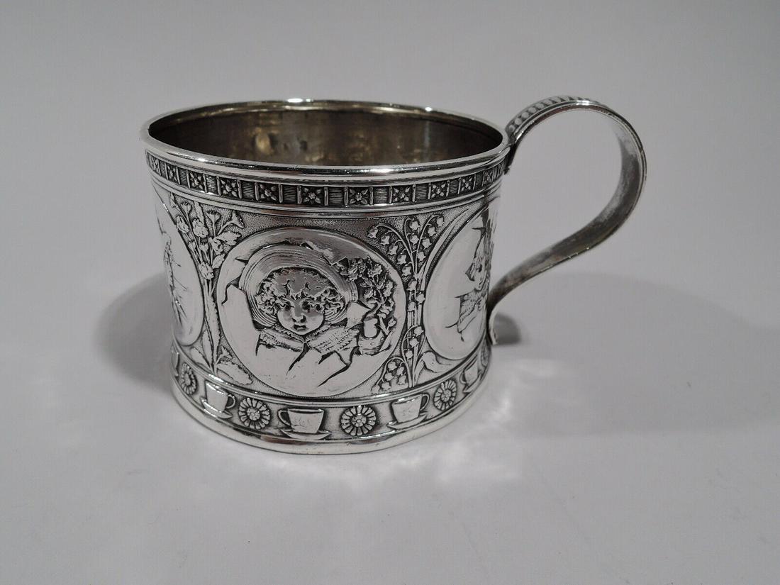 Gorham Mug 3765 Antique Christening Baby Cup American Sterling Silver 1883: Gorham Mug 3765 Antique Christening Baby Cup American Sterling Silver 1883 Featured Refinements: Sterling Baby Cup Type: Baby Cup Style: Victorian Age: 1850-1899 Composition: Sterling Silver Brand: Go