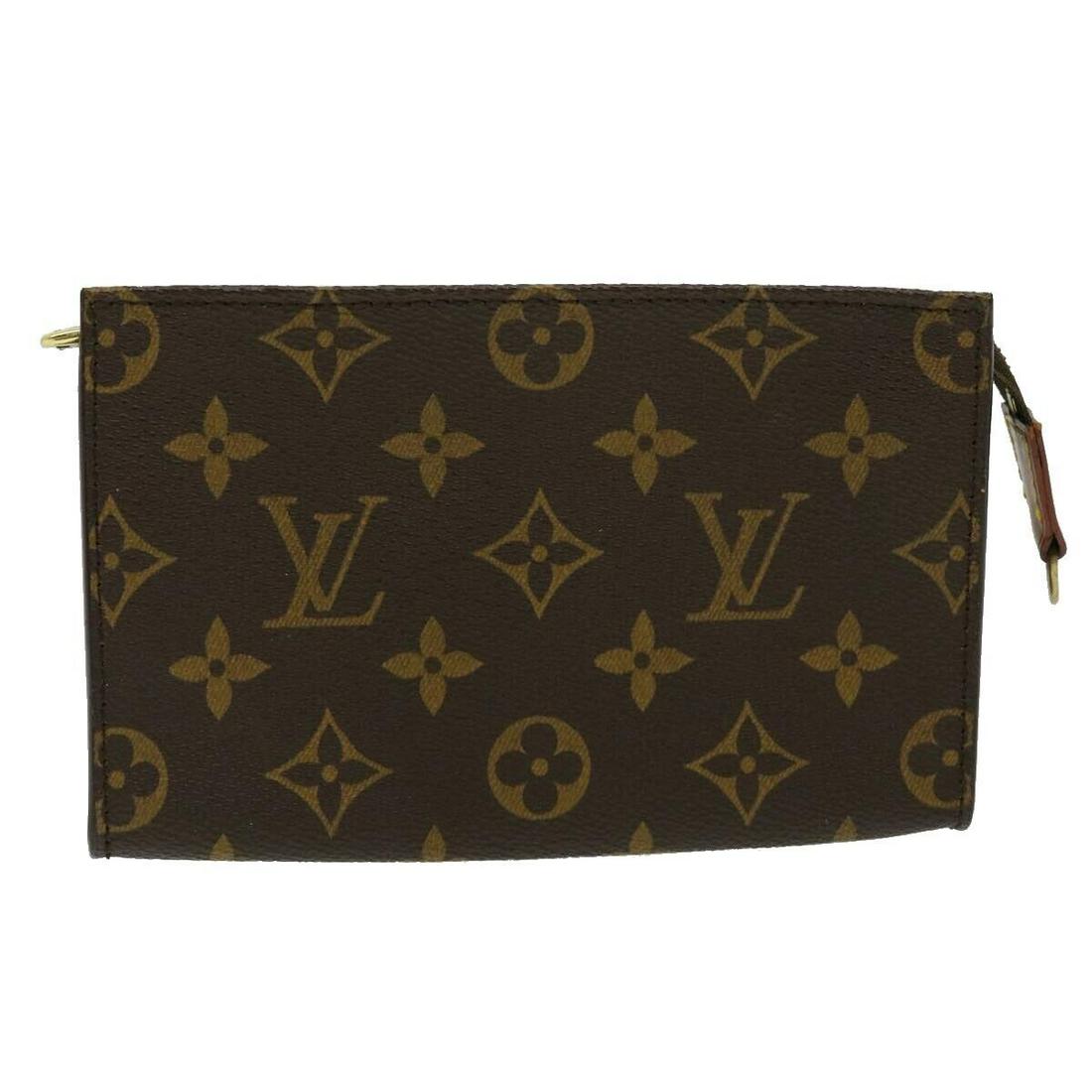 LOUIS VUITTON Monogram Bucket PM Accessory Pouch LV: LOUIS VUITTON Monogram Bucket PM Accessory Pouch LV Brand: LOUIS VUITTON Style: Accessory Pouch Material: Monogram Canvas Exterior Color: Monogram Bag Height: 4.1inch(Approx) / 10.5cm(Approx) Bag Dept