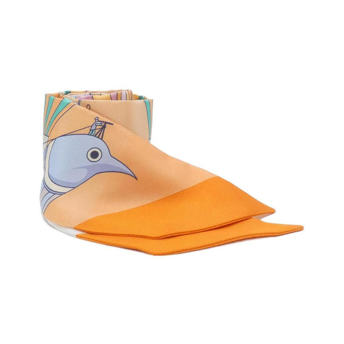 HERMES LES FOLIES DU CIEL Twilly 061722S Scarf: HERMES LES FOLIES DU CIEL Twilly 061722S Scarf Brand: HERMES Style: Scarf Color: ABRICOT+VERT+MULTI Material: silk "Gender: Ladies" Size: W x H 86cmx5cm Type: Scarf AB: Very Good The Mynt Guarantee: A