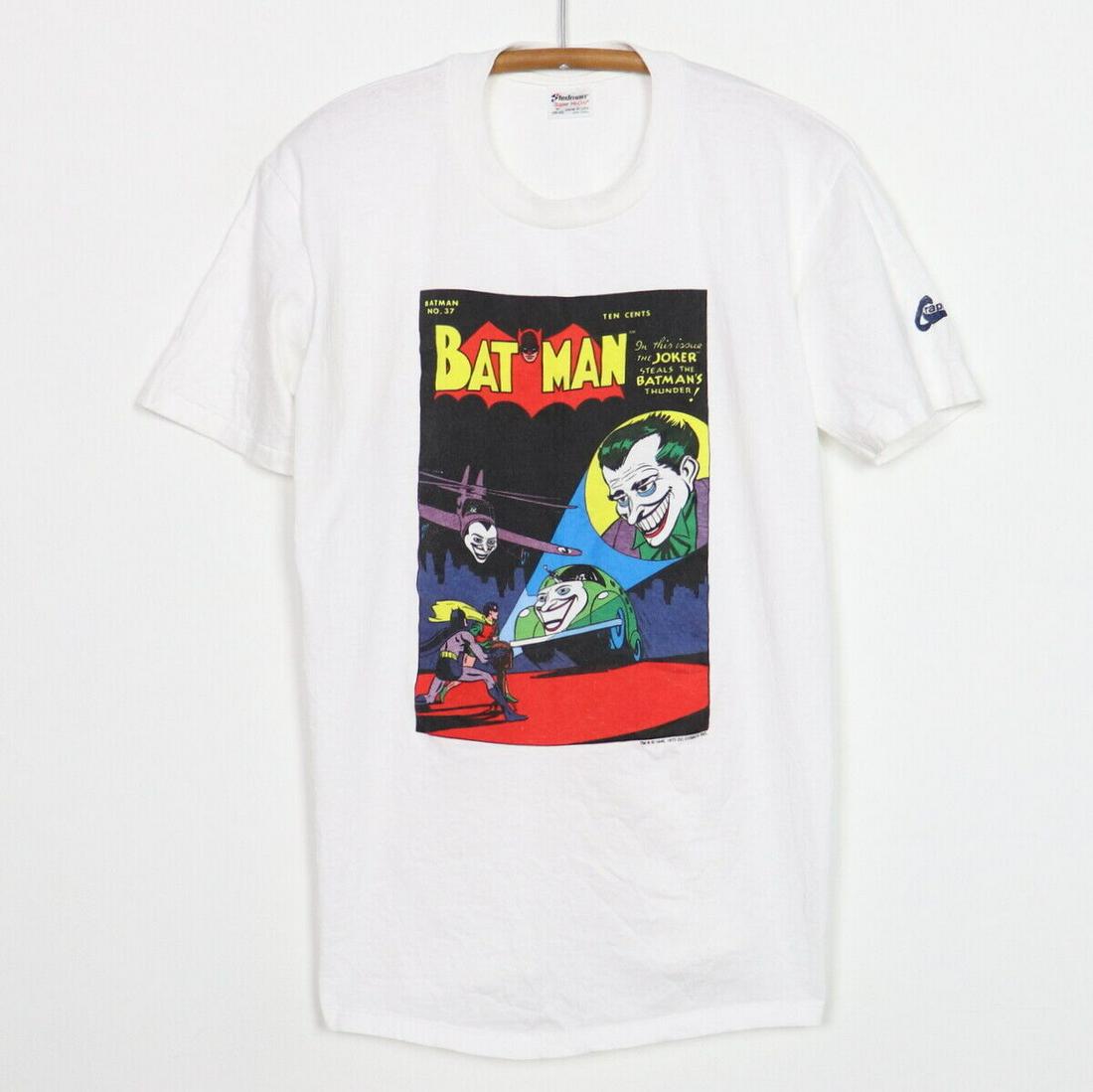Vintage 1980s Batman Joker DC Comics Comic Book Shirt: Vintage 1980s Batman Joker DC Comics Comic Book Shirt Original/Reproduction: Original Style: Graphic Tee Original 1980s Batman Joker DC Comics Comic Book Shirt. This is a true vintage shirt not a mode