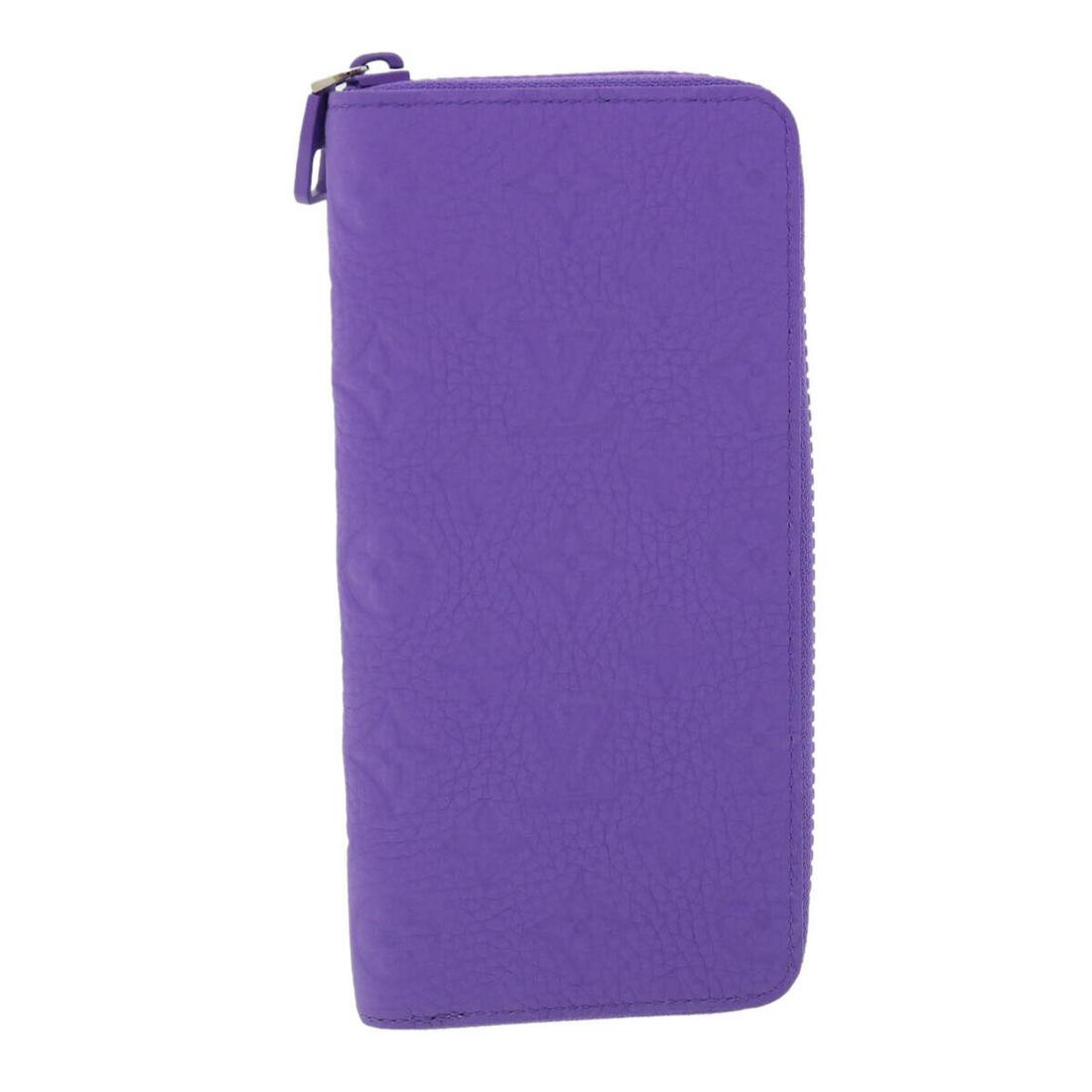 LOUIS VUITTON Monogram Zippy Wallet Vertical Japan limited M81636 LV: LOUIS VUITTON Monogram Zippy Wallet Vertical Japan limited M81636 LV Brand: LOUIS VUITTON Style: Long Wallet Material: Monogram Canvas Color: Monogram / Purple Bag Height: 7.9inch(Approx) / 20cm(Appro