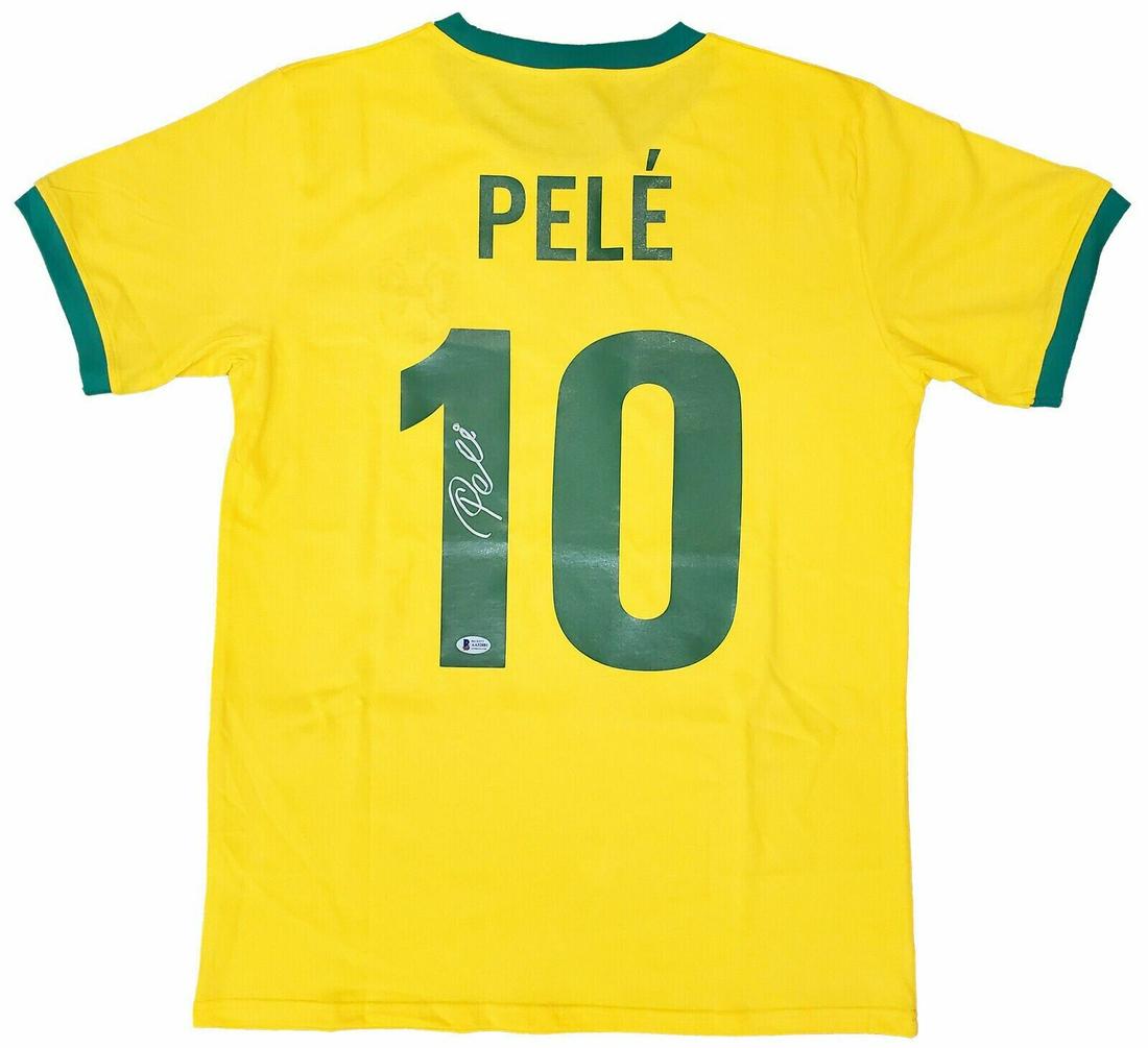 Pele Signed Autographed Brazil Soccer Jersey With Beckett COA: Pele Signed Autographed Brazil Soccer Jersey With Beckett COA Sport: Soccer Player: Pele Original/Reprint: Original Product: Jersey Team: Brazil Pre-Owned PLEASE NOTE: Framed Large or heavy Items do n