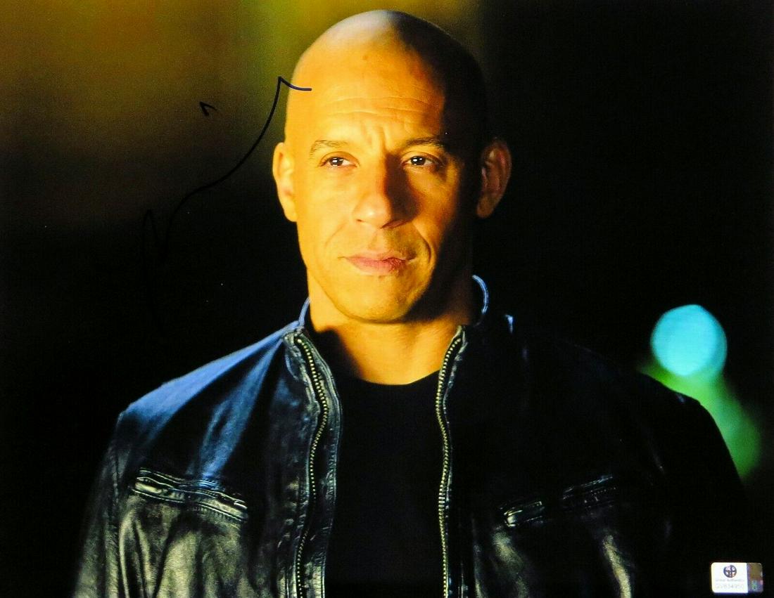Vin Diesel Signed Autographed 11X14 Photo Fast and Furious Close Up: Vin Diesel Signed Autographed 11X14 Photo Fast and Furious Close Up Industry: Movies Object Type: Photograph Original/Reproduction: Original Signed By: Vin Diesel Autograph Authentication: Global Auth