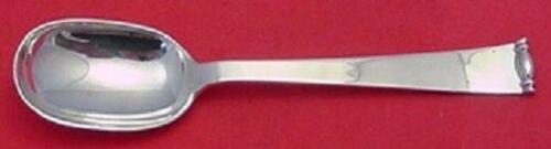 Modern Georgian By Allan Adler Sterling Silver Place Soup Spoon 6 3/4": Modern Georgian By Allan Adler Sterling Silver Place Soup Spoon 6 3/4" Modern georgian by allan adler sterling silver place soup spoon 6 3/4" in the pattern modern georgian by allan adler. It is not m