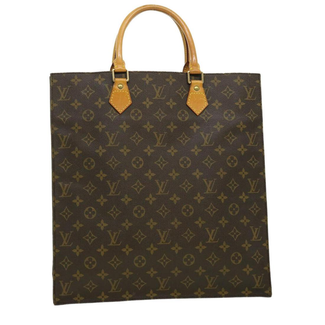 LOUIS VUITTON Monogram Sac Plat Hand Bag M51140 LV: LOUIS VUITTON Monogram Sac Plat Hand Bag M51140 LV Brand: LOUIS VUITTON Style: Hand Bag Material: Monogram Canvas Exterior Color: Monogram Bag Height: 15.0inch(Approx) / 38cm(Approx) Bag Depth: 3.5inc