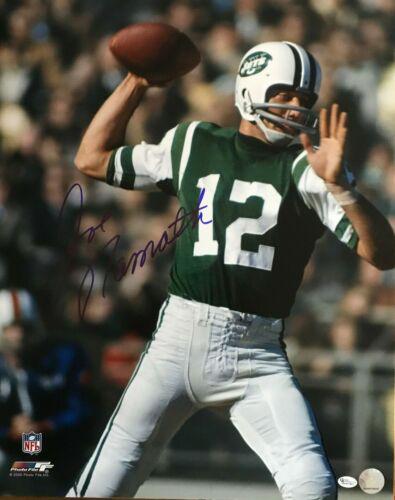 JOE NAMATH (Jets) authentic signed "Action Throwing" 16x20 photo- OA-8177871: JOE NAMATH (Jets) authentic signed "Action Throwing" 16x20 photo- OA-8177871 Autograph Authentication: Online Authentics Player: Joe Namath Signed: Yes Product: Photo Sport: Football-NFL Original/Repr