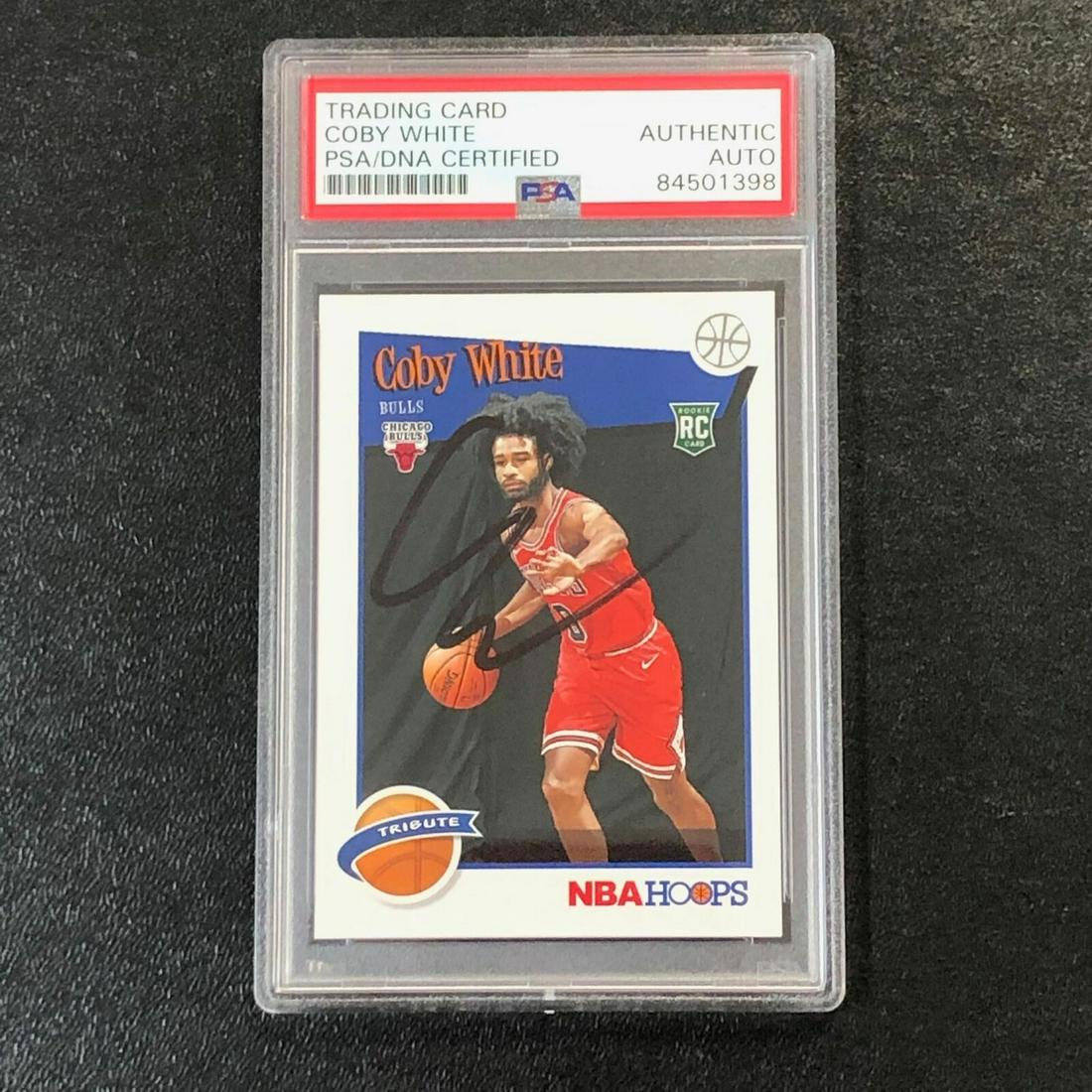 2019-20 NBA Hoops Rookie Tribute #295 Coby White Signed Card AUTO PSA Slabbed RC: 2019-20 NBA Hoops Rookie Tribute #295 Coby White Signed Card AUTO PSA Slabbed RC Graded: No Sport: Aikido Pre-Owned PLEASE NOTE: Framed Large or heavy Items do not have shipping costs included. The ex