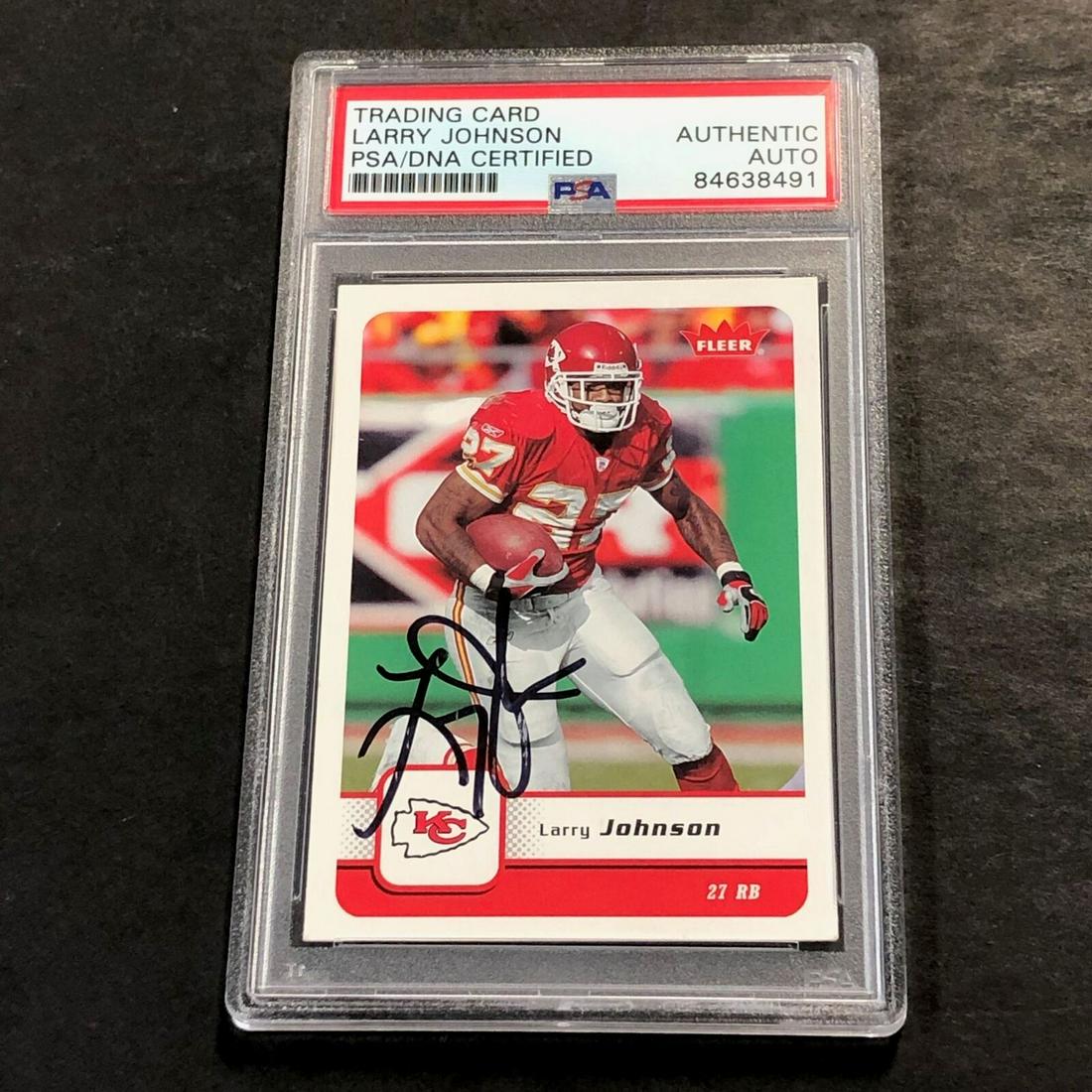 2006 Fleer #48 Larry Johnson signed Card Slabbed PSA/DNA Kansas City Chiefs Auto: 2006 Fleer #48 Larry Johnson signed Card Slabbed PSA/DNA Kansas City Chiefs Auto Graded: No Sport: Aikido Pre-Owned PLEASE NOTE: Framed Large or heavy Items do not have shipping costs included. The ex