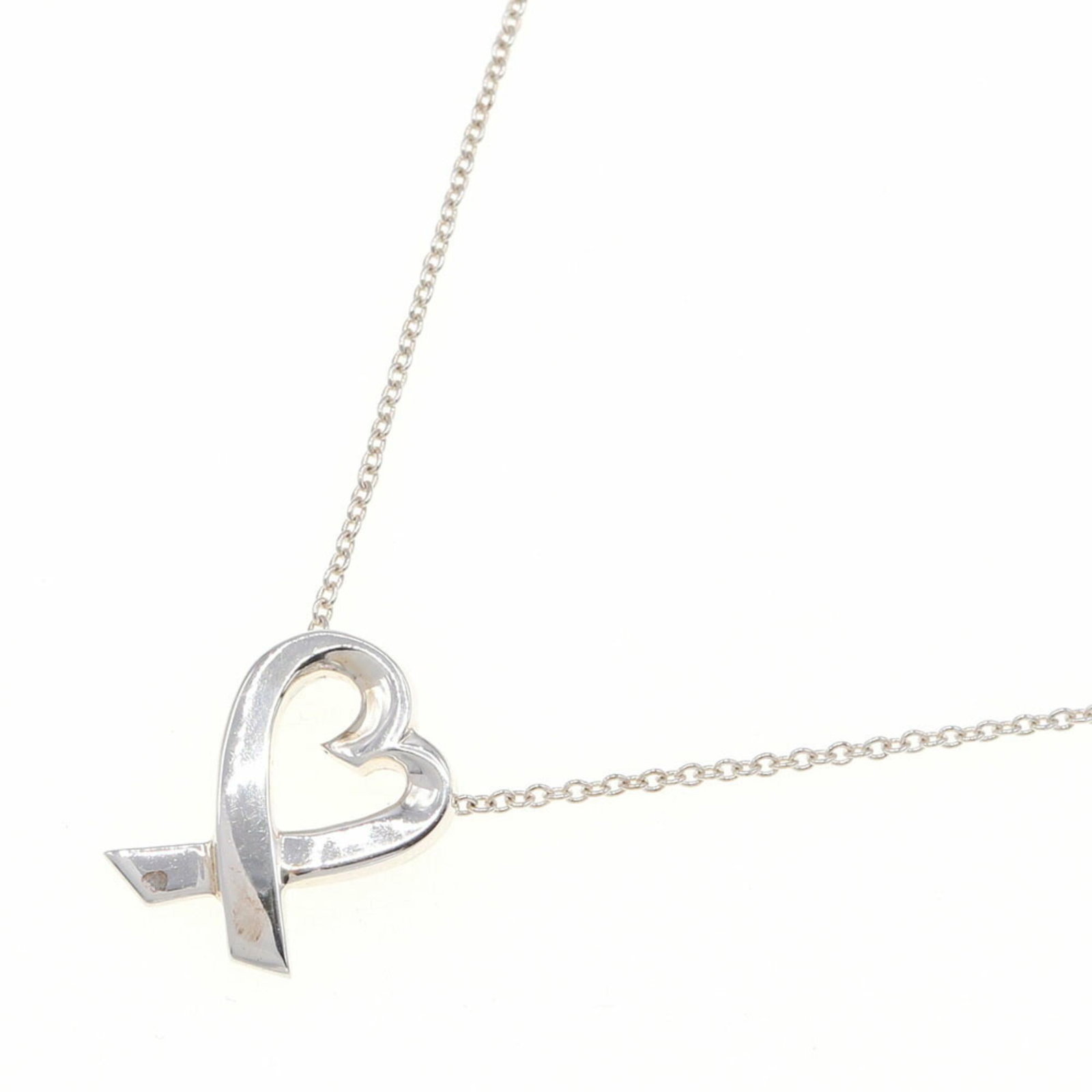 Tiffany necklace Paloma Picasso Loving Heart SV sterling silver pendant ladies TIFFANY & Co.: Tiffany necklace Paloma Picasso Loving Heart SV sterling silver pendant ladies TIFFANY & Co. Brand: Tiffany Material: Sterling silver 925 Weight: 2.6g / 0.09oz. Neck Circumference: 41.5 cm / 16.33 Pen