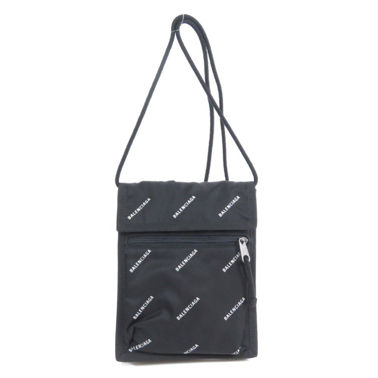 Balenciaga 532298 Explorer Shoulder Bag Nylon Ladies: Balenciaga 532298 Explorer Shoulder Bag Nylon Ladies Brand: Balenciaga Type: Shoulder bag Material: Nylon Nylon: Color: Black Closure: Velcro Gender: Women Size (HxWxD): 18.5cm x 15cm x 3cm / 7.28 x 5