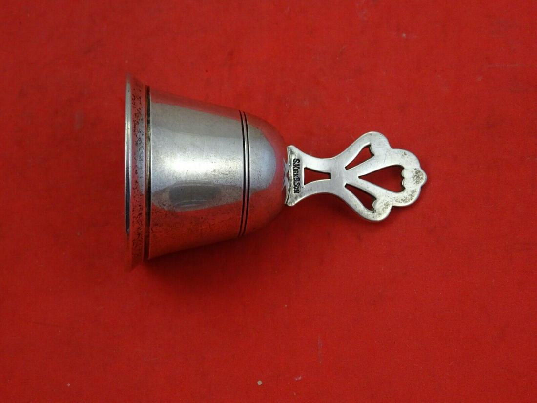 Calvert by Kirk Sterling Silver Dinner Bell AS 2 7/8": Calvert by Kirk Sterling Silver Dinner Bell #2 AS 2 7/8" Calvert by kirk sterling silver dinner bell , all sterling 2 7/8" in the pattern calvert by kirk. It is not monogrammed and is in excellent con