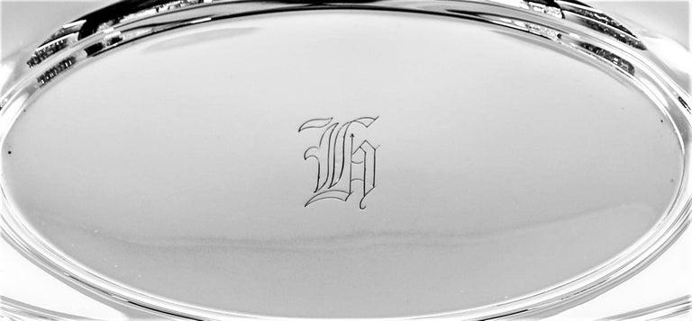 Sterling Breadbasket: Sterling Breadbasket Creator:: Gorham Manufacturing Company (Manufacturer) Dimensions:: Height: 1.5 in (3.81 cm) Dimensions:: Width: 12 in (30.48 cm) Dimensions:: Depth: 6 in (15.24 cm) Materials and