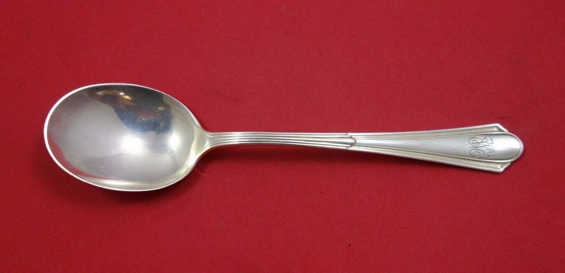 Duncan Phyfe by Frank Whiting Sterling Silver Gumbo Soup Spoon 6 3/4": Duncan Phyfe by Frank Whiting Sterling Silver Gumbo Soup Spoon 6 3/4" Duncan phyfe by frank whitingduncan phyfe by frank whiting sterling silver gumbo soup spoon, 6 3/4". It is monogrammed (monos vary