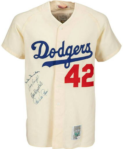 Brooklyn Dodgers Baseball Jersey NEWCOMBE White Jersey*Sign/Autographed *w/PSA