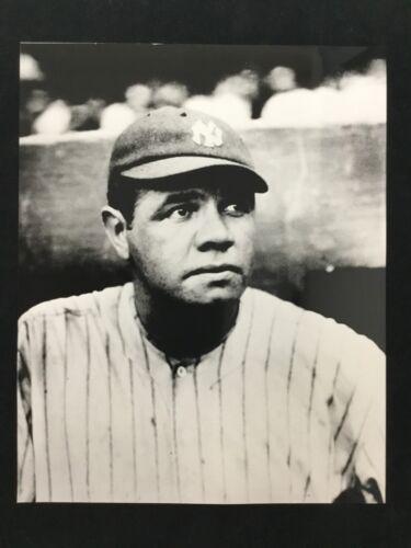 Babe Ruth New York Yankees Baseball 8x10 Black & White Photo: Babe Ruth New York Yankees Baseball 8x10 Black & White Photo Player: Babe Ruth Modified Item: No Size: 8 x 10 Sport: Baseball-MLB Team: New York Yankees Pre & Post Season: Regular Season Product: Phot