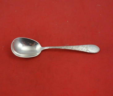 Colonial Engraved by Gorham Sterling Silver Sugar Spoon 5 3/4" Serving Heirloom: Colonial Engraved by Gorham Sterling Silver Sugar Spoon 5 3/4" Serving Heirloom Colonial engraved by gorhamsterling silver sugar spoon 5 3/4" in the pattern colonial engraved by gorham. It is
