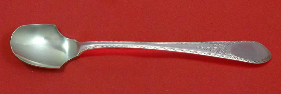 Early American Engraved by Lunt Sterling Silver Cheese Scoop 5 3/4" Custom Made: Early American Engraved by Lunt Sterling Silver Cheese Scoop 5 3/4" Custom Made Early american engraved by luntsterling silver custom made cheese scoop 5 3/4" in the pattern early american engraved