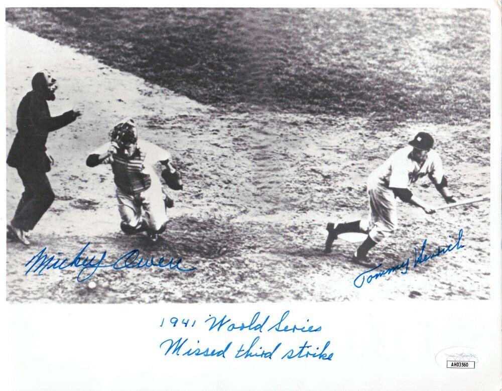Tommy Henrich Mickey Owen Signed Autographed 8X10 Photo 1941 WS JSA: Tommy Henrich Mickey Owen Signed Autographed 8X10 Photo 1941 WS JSA Sport: Baseball-MLB Product: Photo Original/Reprint: Original Player: Tommy Henrich Mickey Owen Team: New York Yankees Autograph Aut