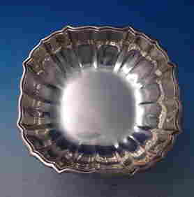 Chippendale by Reed and Barton Sterling Silver Serving Bowl (1 of 7)