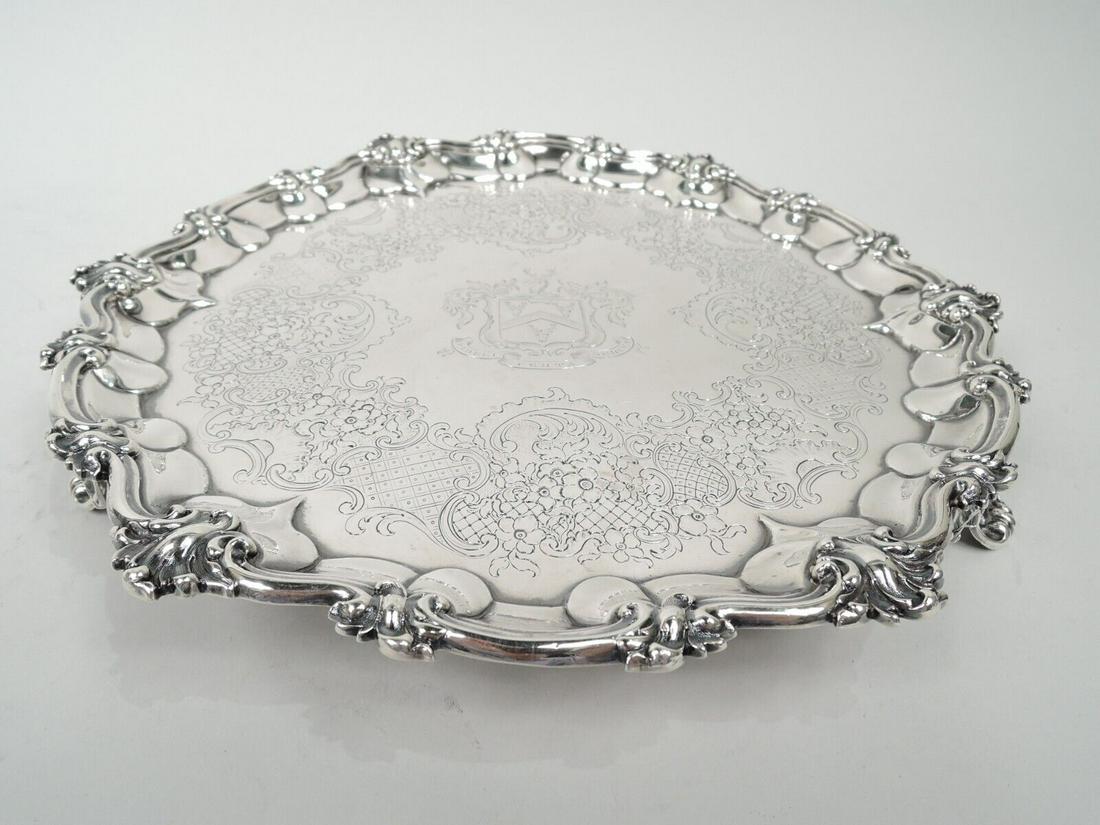 Victorian Salver Antique Georgian Tray English Sterling Silver Hennell 1845: Victorian Salver Antique Georgian Tray English Sterling Silver Hennell 1845 Brand: Robert Hennell III Type: Salver Region: United Kingdom Style: Georgian Material: Silver Age: 1800-1849 Victorian Geor