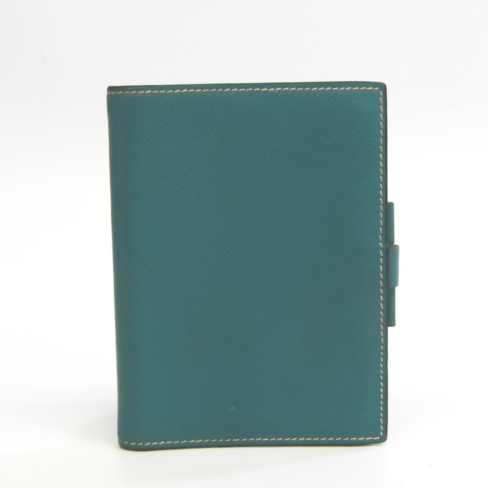 Hermes Agenda Compact Size Planner Cover Blue GM: Hermes Agenda Compact Size Planner Cover Blue GM Brand: Hermes Line: Agenda Model: GM Country of Origin: France Size: Compact size Gender: Women Color: Blue Material: Epsom leather Epsom leather: Numb
