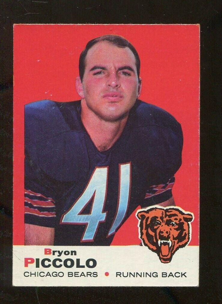 Bryon Piccolo Bryan Brian 1969 Topps Rookie RC Bears Ex/MT 80061: Bryon Piccolo Bryan Brian 1969 Topps Rookie RC Bears Ex/MT 80061 Graded: No Sport: Football Manufacturer: Topps League: NFL Player: Bryan Piccolo Original/Reprint: Original Year Manufactured: 1969 Cou