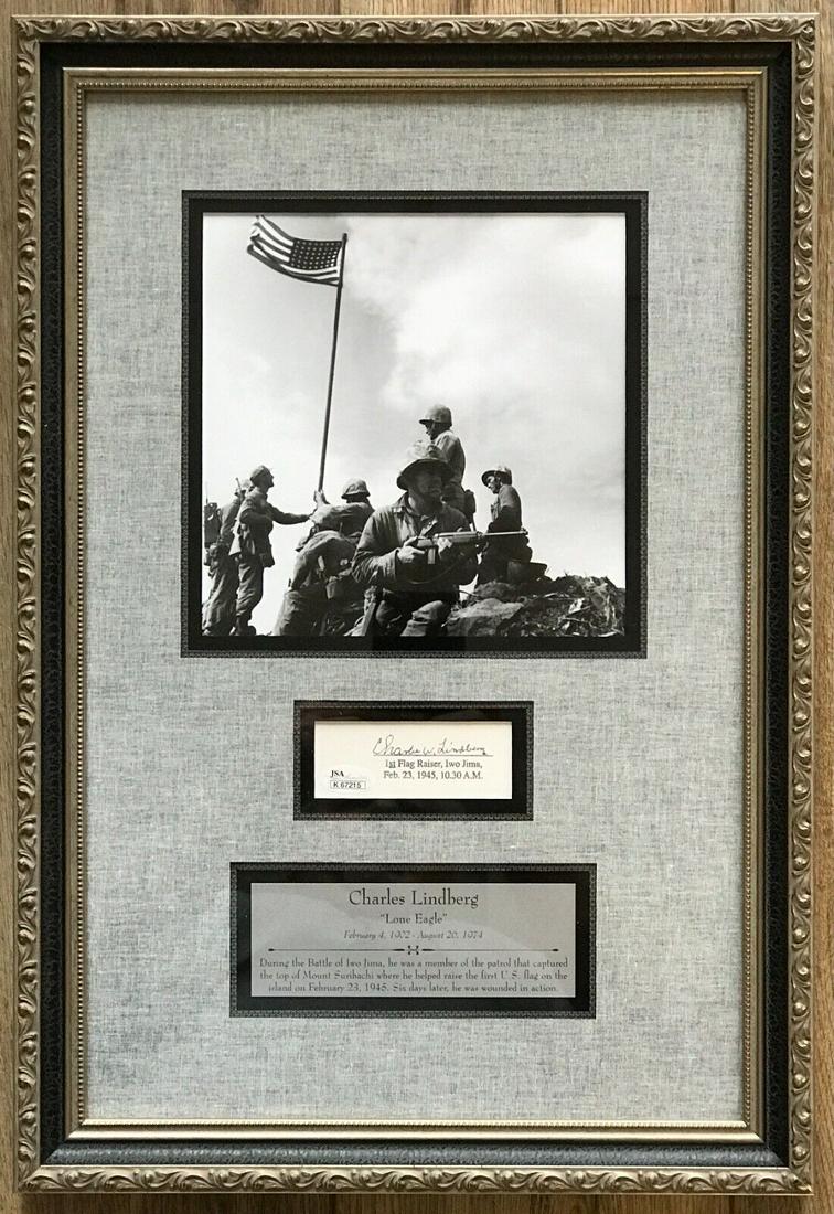 CHARLES W LINDBERG IWO JIMA Flag Raiser signed custom framed display-JSA K67215: CHARLES W LINDBERG IWO JIMA Flag Raiser signed custom framed display-JSA K67215 Autograph Authentication: James Spence (JSA) Signed: Yes Industry: Military Original/Reproduction: Original Signed By: C