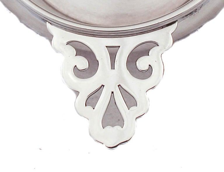 Sterling Baby Porringer: Sterling Baby Porringer Creator: Wallace Silversmiths (Manufacturer) Dimensions: Height: 2 in (5.08 cm)Diameter: 4 in (10.16 cm) Materials and Techniques: Sterling Silver Place of Origin: United State