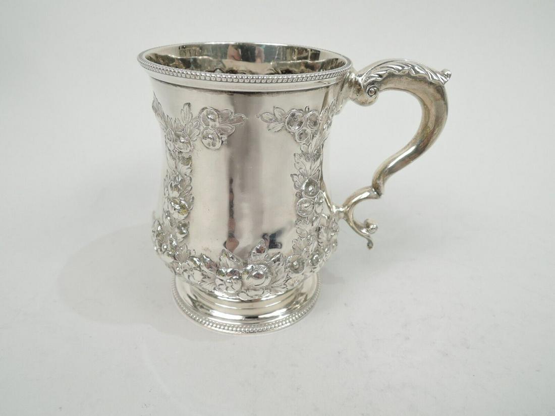 Victorian Mug Antique Christening Baby Cup English Sterling Silver Houle 1870: Victorian Mug Antique Christening Baby Cup English Sterling Silver Houle 1870 Type: Baby Cup Region: United Kingdom Style: Victorian Material: Silver Age: 1850-1899 Victorian sterling silver baby cup.