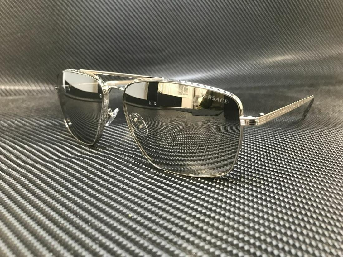 VERSACE VE2216 10006G Silver Grey Mirror Lens Men's Pillow Sunglasses 61mm: VERSACE VE2216 10006G Silver Grey Mirror Lens Men's Pillow Sunglasses 61mm Type: Sunglasses Frame Color: Silver New The Mynt Guarantee: All items in this auction are guaranteed to be 100% authentic. A