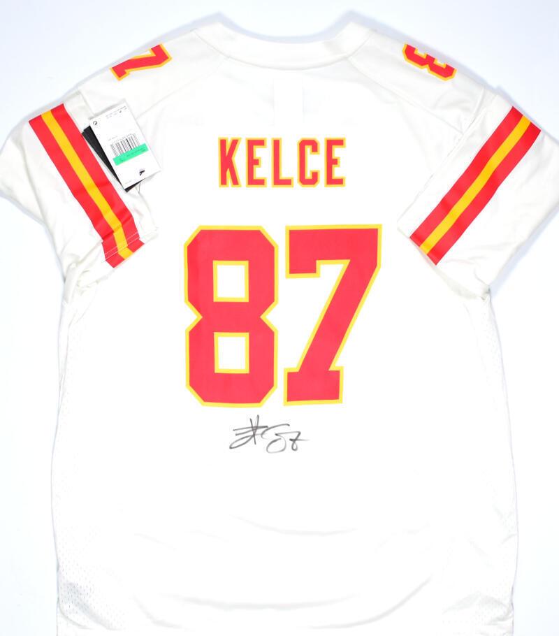 Travis Kelce Signed Kansas City Chiefs White Nike Game Jersey- Beckett W Holo: Travis Kelce Signed Kansas City Chiefs White Nike Game Jersey- Beckett W Holo Sport: Football Product: Jersey Original/Reprint: Original Team: Kansas City Chiefs Player: Travis Kelce Autograph Authent