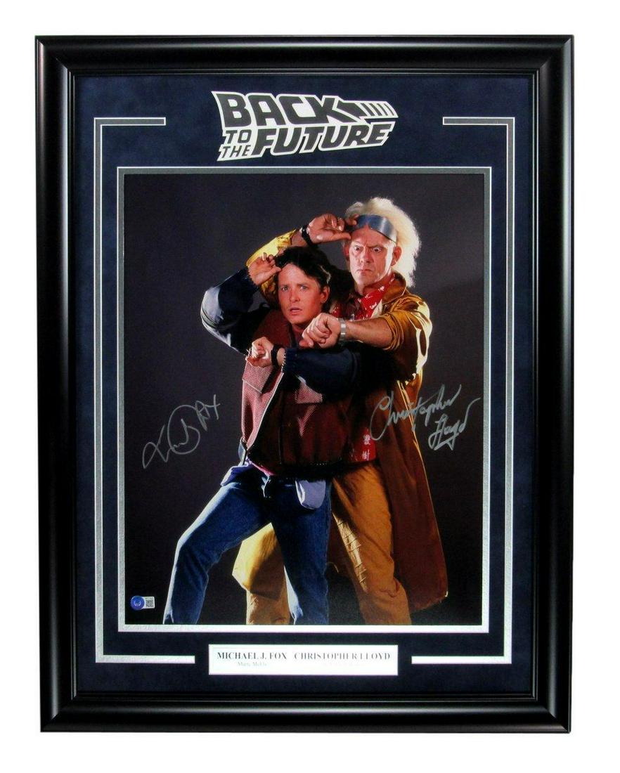 Michael J Fox/Christopher Lloyd Dual-Autographed 16x20 Photo Framed Beckett: Michael J Fox/Christopher Lloyd Dual-Autographed 16x20 Photo Framed Beckett Industry: Movies Original/Reproduction: Original Autograph Authentication: BAS/Beckett Pre-Owned PLEASE NOTE: Framed Large o