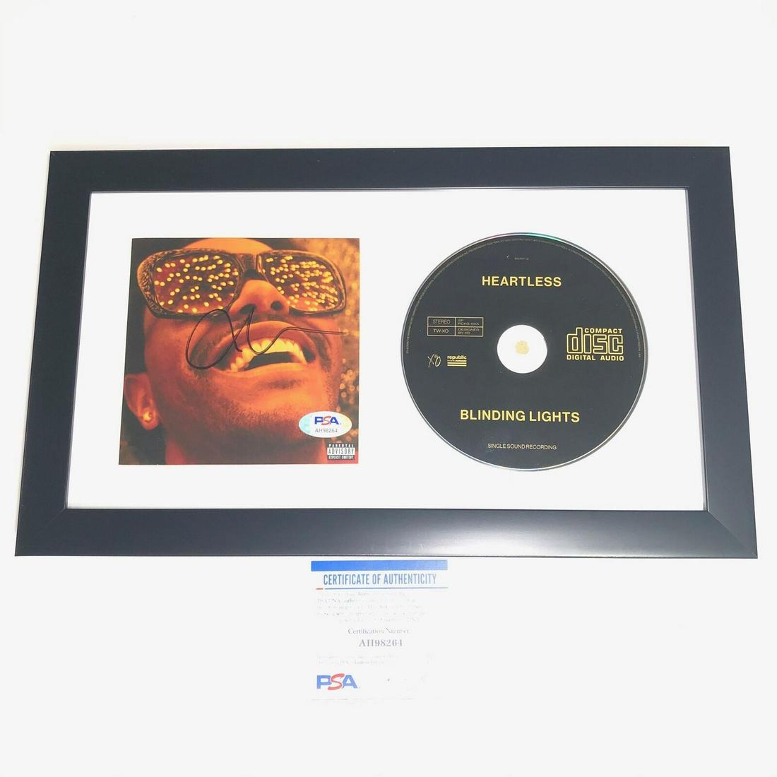The Weeknd signed Album CD Cover Framed PSA/DNA Autographed Weekend: The Weeknd signed Album CD Cover Framed PSA/DNA Autographed Weekend Industry: Music Object Type: CD & Booklet Original/Reproduction: Original Pre-Owned PLEASE NOTE: Framed Large or heavy Items do not 