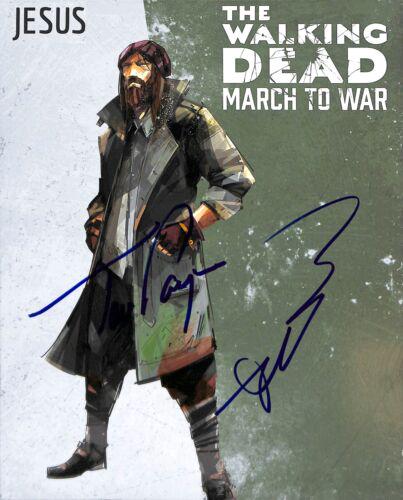 Tom Payne & Robert Kirkman The Walking Dead Signed 8x10 Photo BAS #E85257: Tom Payne & Robert Kirkman The Walking Dead Signed 8x10 Photo BAS #E85257 Autograph Authentication: BAS Product Coa: BAS Product Signed By Name: Tom Payne & Robert Kirkman Pre-Owned PLEASE NOTE: Frame