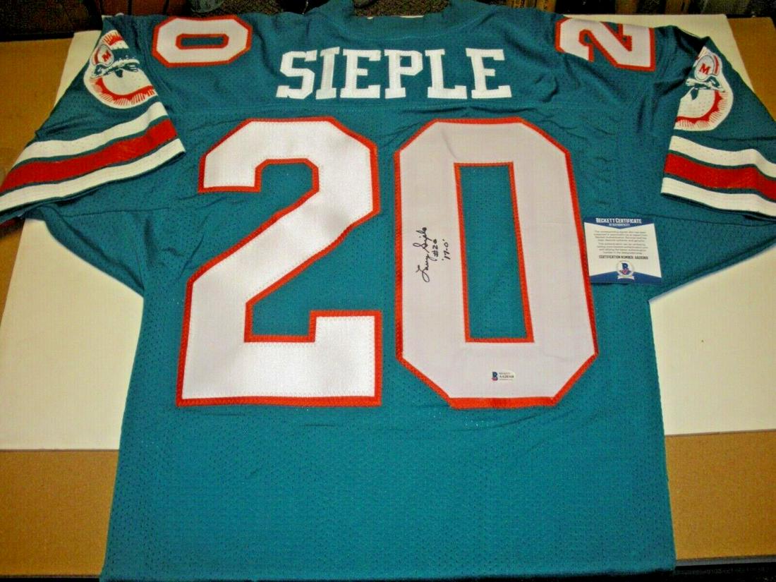 LARRY SEIPLE MIAMI DOLPHINS BECKETT/COA SIGNED OFFICIAL LICENSED RUSSELL JERSEY: LARRY SEIPLE MIAMI DOLPHINS BECKETT/COA SIGNED OFFICIAL LICENSED RUSSELL JERSEY Product: Jersey Sport: Football-NFL Autograph Authentication: Beckett Authentication Services (BAS) Team: Cleveland Brow