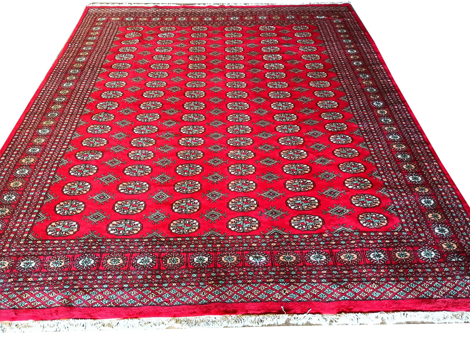 8 x 10 Bokara Rug New handmade Pakistan File Wool: 8 x 10 Bokara Rug New handmade Pakistan File Wool Free continental US Shipping Size in Feet: Width: 8 x Length: 10 Size in Inches: Width: 96 in x Length: 120 in Rug Type: Area Rug Colors: Red black We