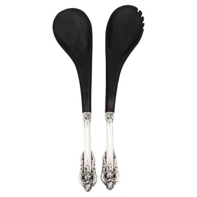 Sterling Grande Baroque Salad Servers: Sterling Grande Baroque Salad Servers Creator: Wallace Silversmiths (Manufacturer) Dimensions: Height: 12 in (30.48 cm)Width: 2.5 in (6.35 cm)Depth: 0.5 in (1.27 cm) Sold As: Set of 2 Materials and Te