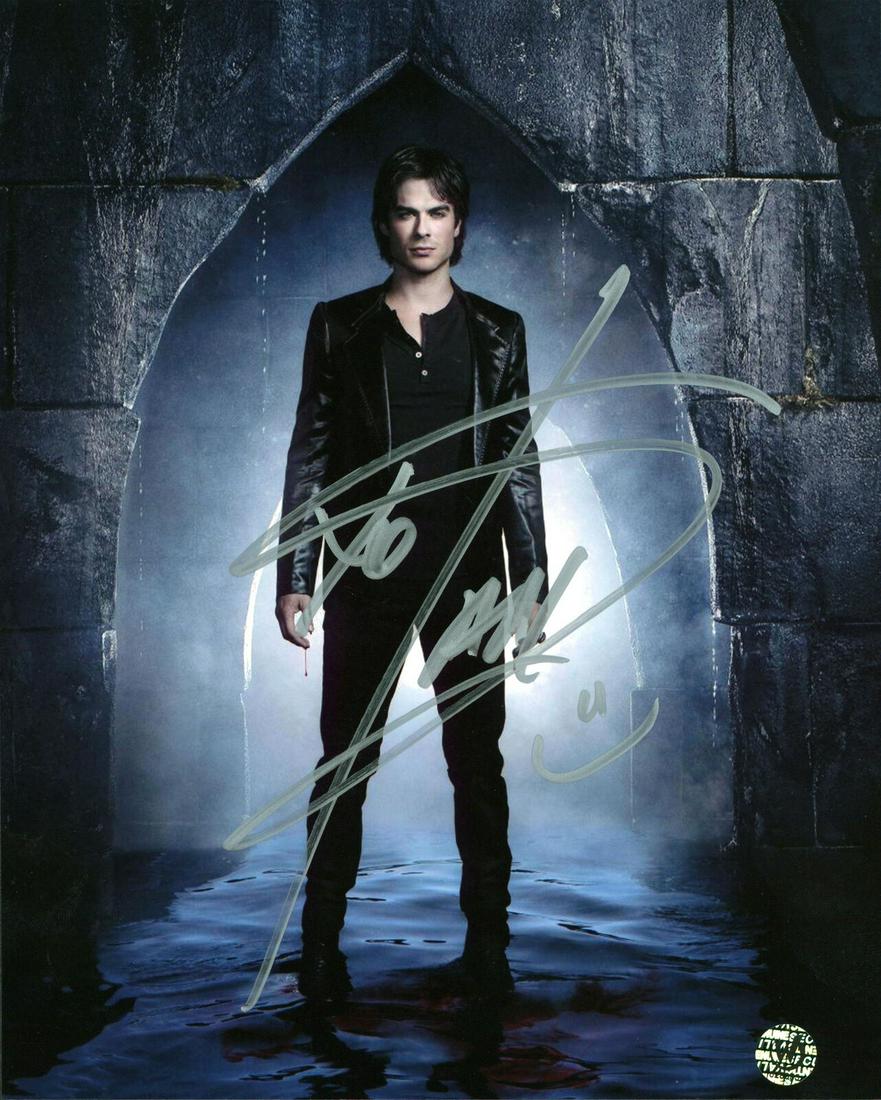 Ian Somerhalder The Vampire Diaries Signed 8x10 Photo Wizard World: Ian Somerhalder The Vampire Diaries Signed 8x10 Photo Wizard World Industry: Movies Object Type: Photograph Original/Reproduction: Original Autograph Authentication: WWA Product Coa: WWA Product Signe