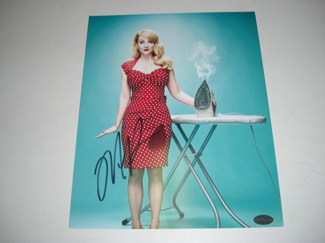 MELISSA RAUCH BIG BANG THEORY SEXY ACTRESS W/HOLO SIGNED 8X10 PHOTO: MELISSA RAUCH BIG BANG THEORY SEXY ACTRESS W/HOLO SIGNED 8X10 PHOTO Industry: Movies Object Type: Photograph Original/Reproduction: Original Pre-Owned PLEASE NOTE: Framed Large or heavy Items do not h