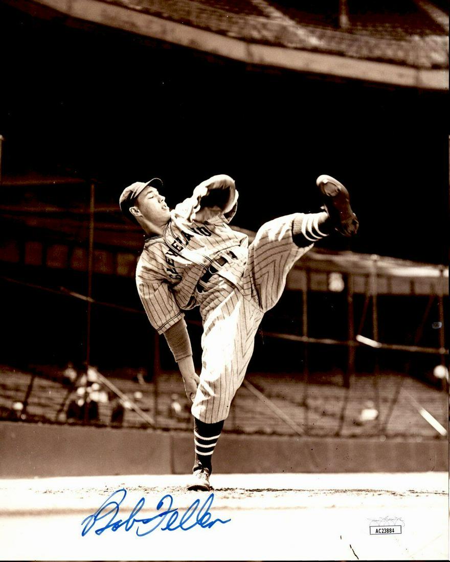 Bob Feller HOF Autographed 8x10 Photo Cleveand Indians JSA: Bob Feller HOF Autographed 8x10 Photo Cleveand Indians JSA Sport: Baseball-MLB Product: Photo Original/Reprint: Original Team: Cleveland Indians Autograph Authentication: JSA League: MLB Pre-Owned PLE