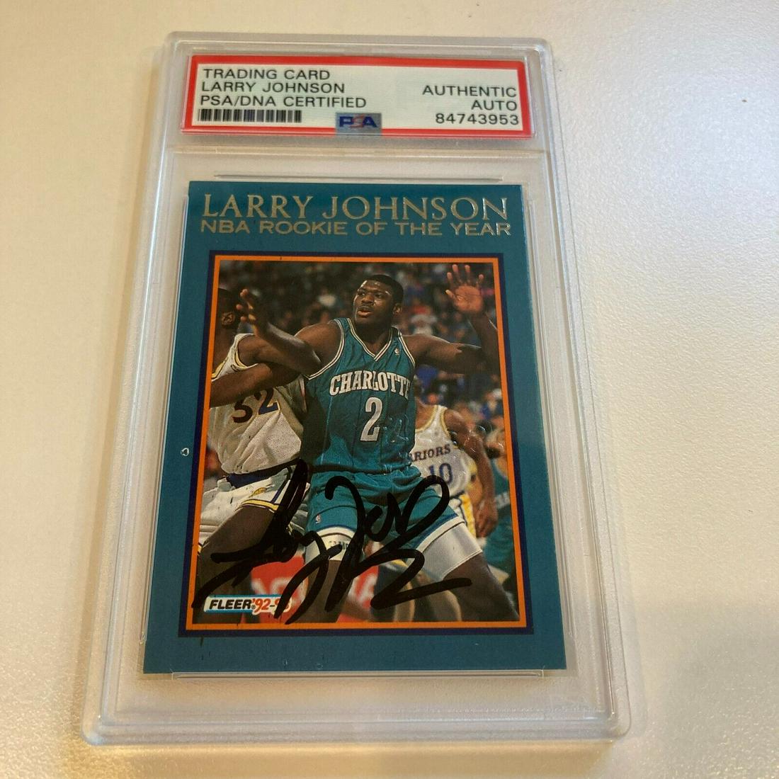 Rare 1992-93 Fleer Larry Johnson RC Signed Promo Card With Fleer Stamp PSA DNA: Rare 1992-93 Fleer Larry Johnson RC Signed Promo Card With Fleer Stamp PSA DNA Graded: No Sport: Basketball Autographed: Yes Autograph Format: Hard Signed Autograph Authentication: Professional Sports
