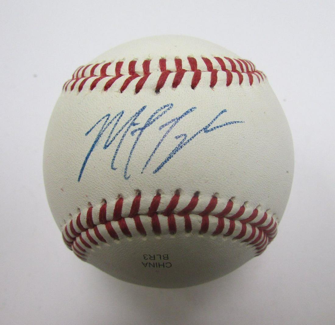 Michael Taylor White Sox/As Signed/Autographed Baseball 139376: Michael Taylor White Sox/As Signed/Autographed Baseball 139376 Sport: Baseball-MLB Product: Ball Original/Reprint: Original Autograph Authentication: Seller Team: Chicago White Sox League: MLB Pre-Own